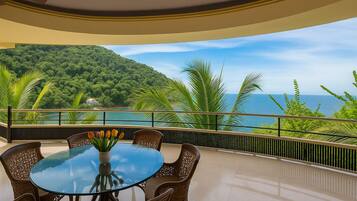 Family Villa | Terrace/patio