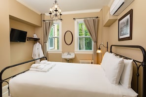 Basic-Zimmer, 1 King-Bett