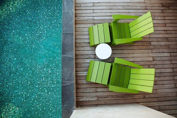 Außenpool, Pool auf dem Dach