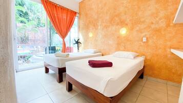 ์ฃผ๋์ด ๋๋ธ๋ฃธ, ์์์ฅ ์ ๋ง | ๊ฐ์ค ๋ด ๊ธ๊ณ , ๋ฌด๋ฃ WiFi, ์นจ๋ ์ํธ