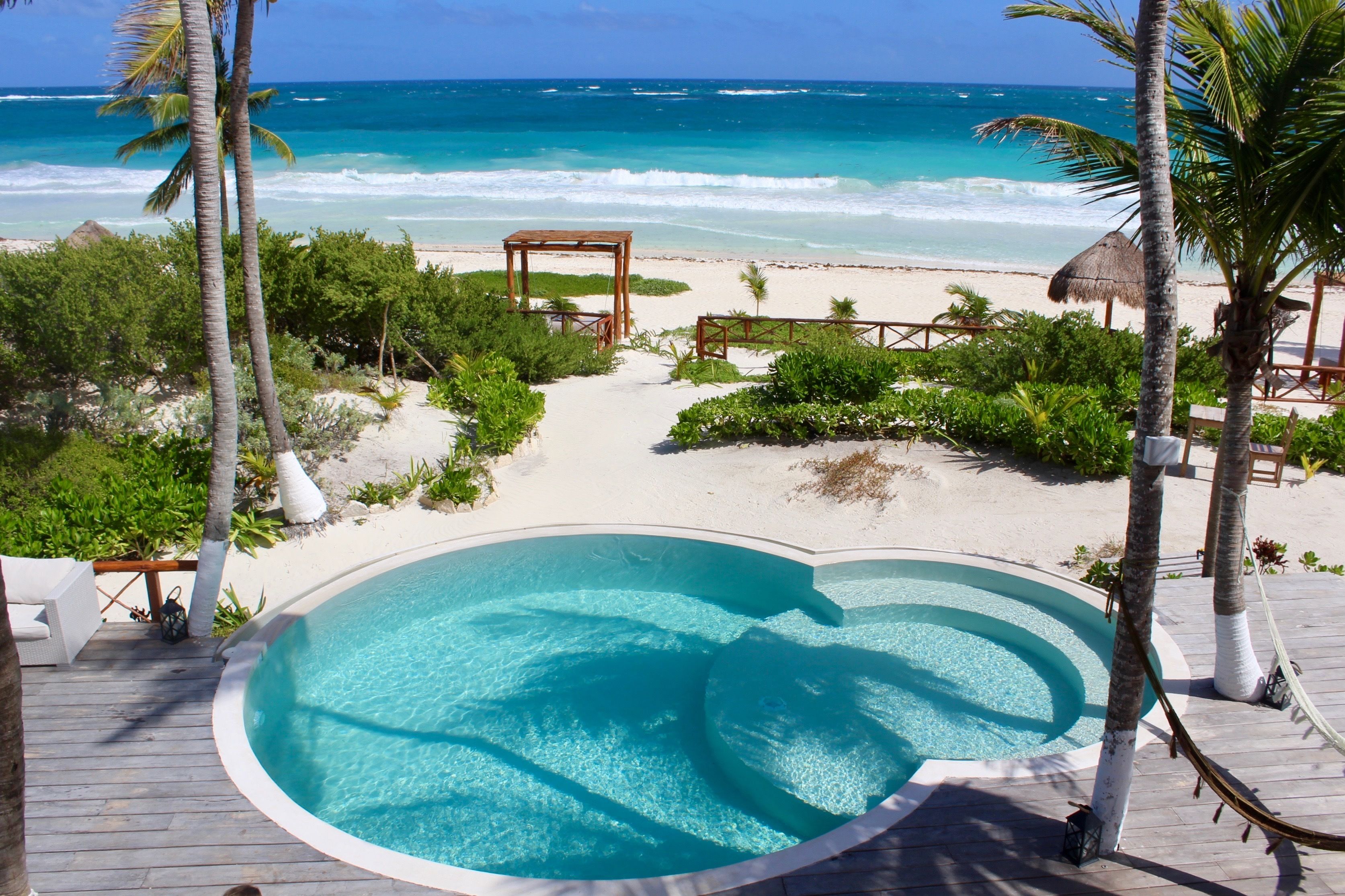 حمّام سباحة خارجي