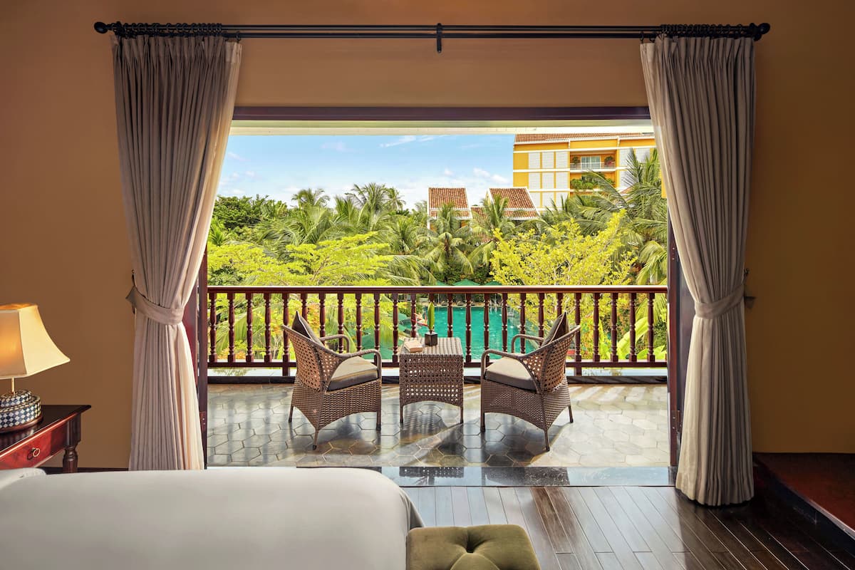 Duplex Suite Balcony, Club Wing | Balcony view
