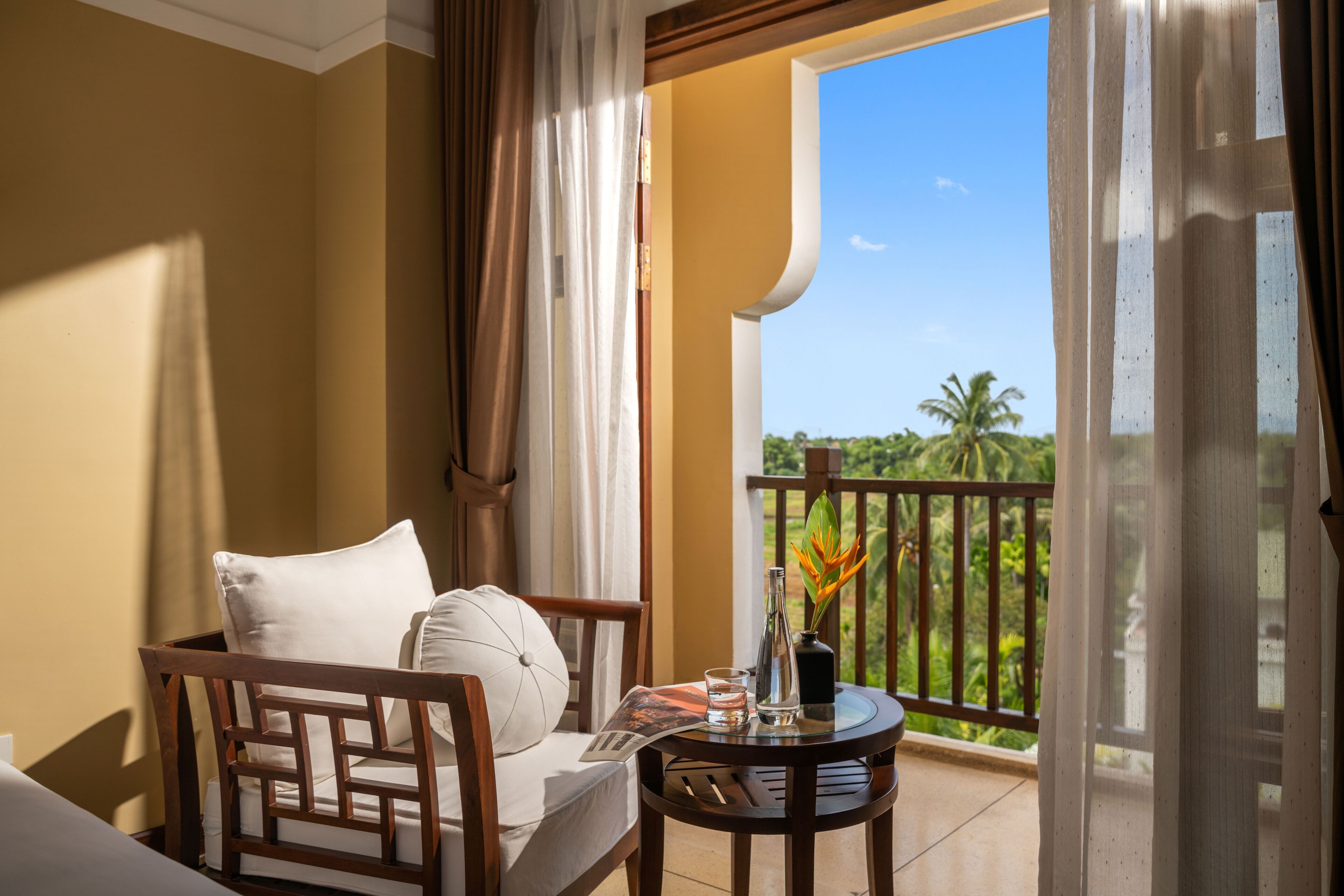 deluxe twin balcony, classic wing | 1 bedroom, premium bedding, in-room safe, desk