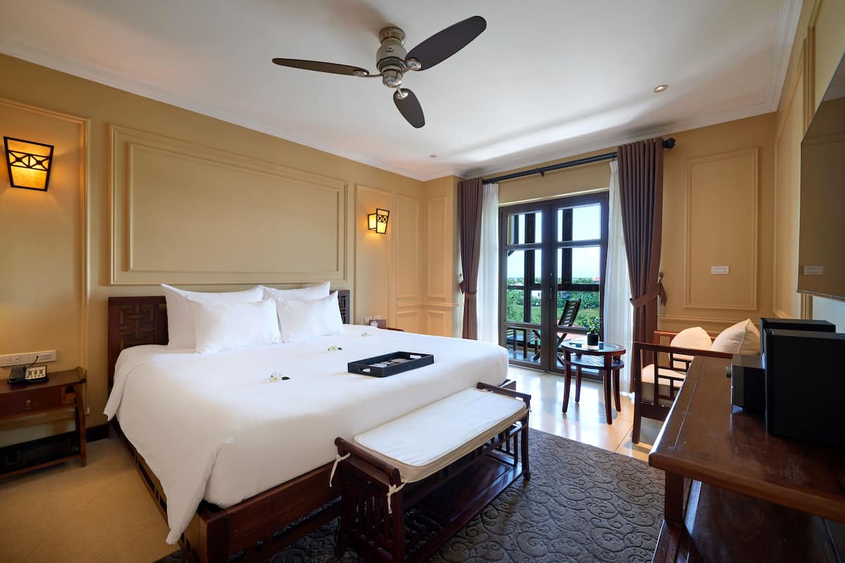 그랜드룸, 시내 전망 | 고급 침구, 객실 내 금고, 책상, 노트북 작업 공간