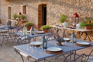 Ristorazione all'aperto