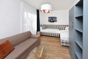 Grand Apartment, Kitchenette | Living area | Flat-screen TV - Aplend Vila Magnolia (Vysoké Tatry)