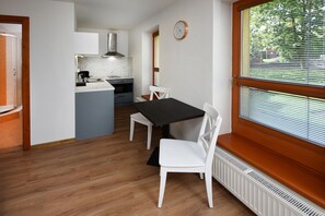 Familienstudio, Kochnische | Eigene Kochnische