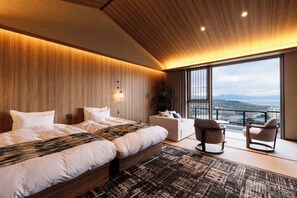 Junior Room | Minibar, in-room safe, desk, blackout curtains - Kasyouen Hotel (Kyotango)