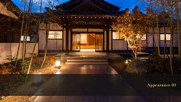 Mặt tiền nơi lưu trú