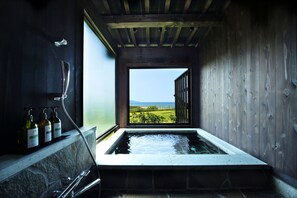 Traditional Room, Sea View | In-room safe, free WiFi, bed sheets - Ichiboukan Hanare Kai (Kyotango)