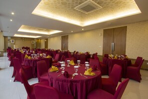 Banquet hall - Grand Sarila Yogyakarta (Depok)