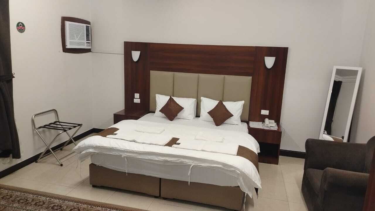 Soundproofing, iron/ironing board, free WiFi