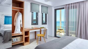 Seprai premium, bantalan ekstra lembut, minibar, dan brankas