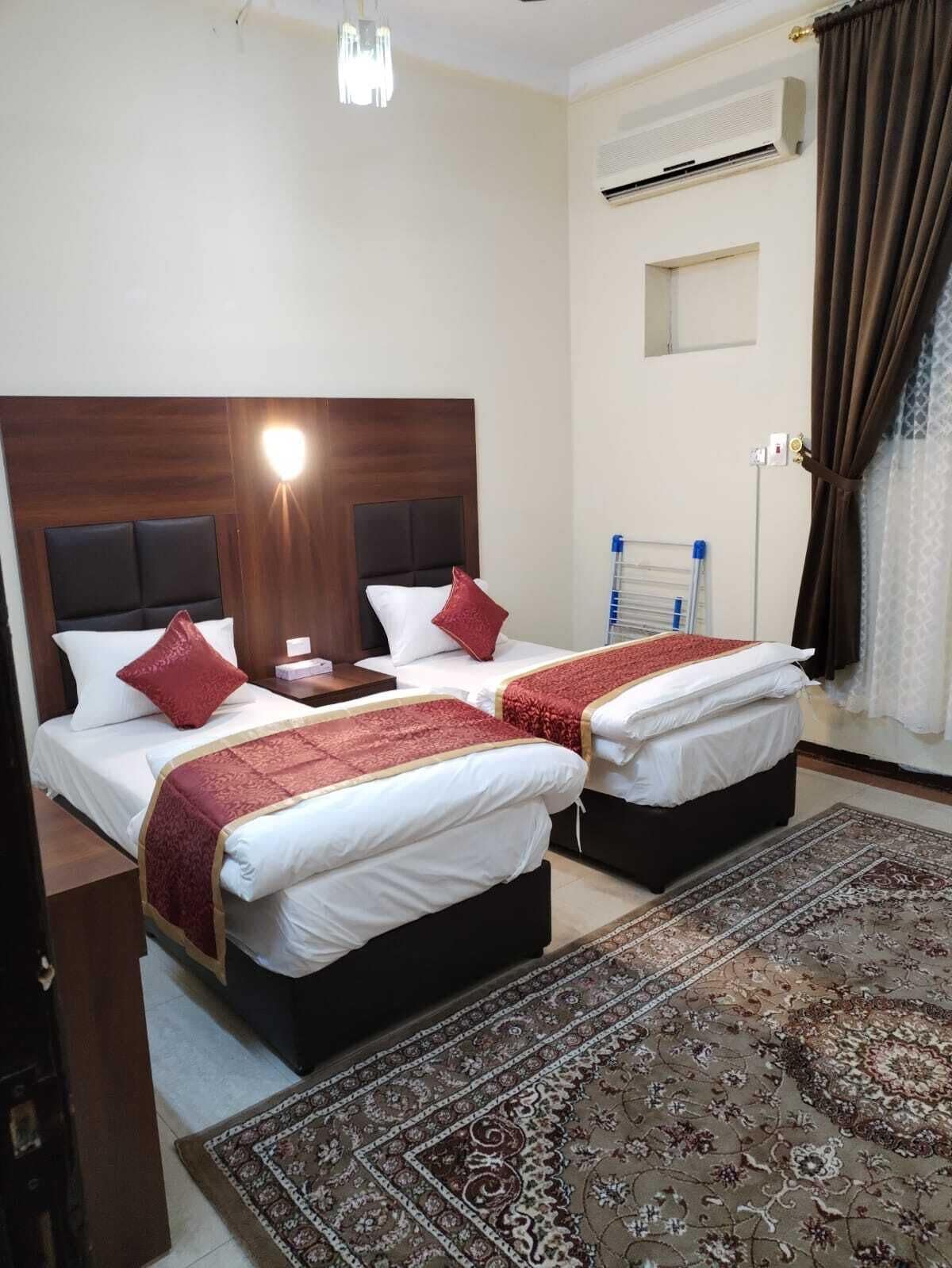 Apartment, 3 Bedrooms | Blackout drapes, free WiFi