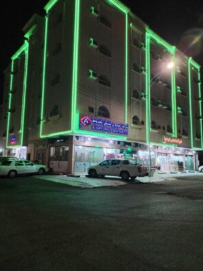 Front of property - Al Eairy Furnished Apartments Hail 1 (Ha'il)
