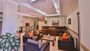 Quầy tiếp tân