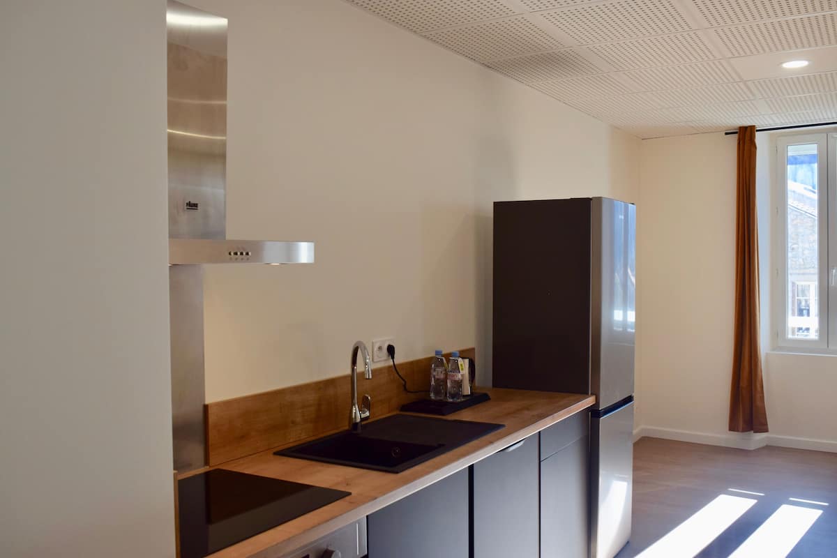 1 bedroom, soundproofing, free WiFi