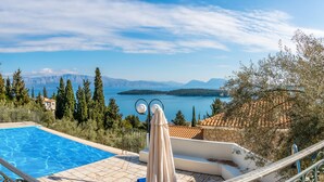 Villa, 3 Bedrooms | Terrace/patio
