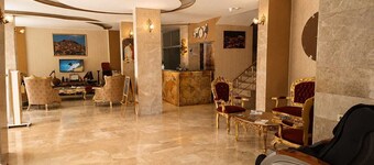 Grand Mardini Hotel