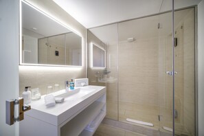 Bathroom shower - Hotel Seehof Valbella Lenzerheide (Vaz-Obervaz)