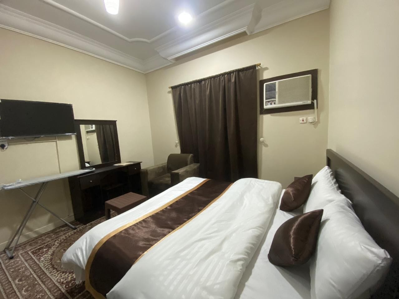 Kahden hengen huone | Pimennysverhot, ilmainen Wi-Fi