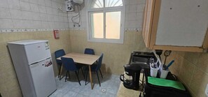 Apartment, 2 Bedrooms | Private kitchen