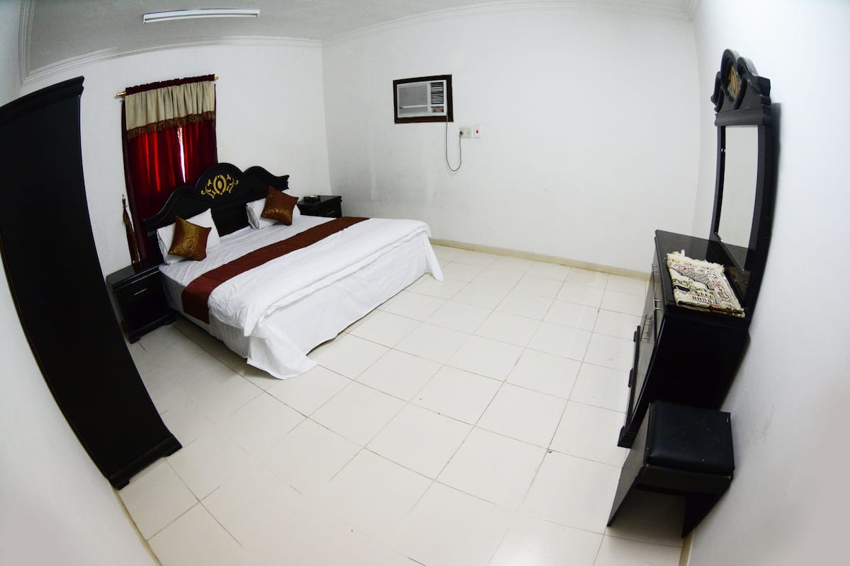 In-room safe, blackout curtains, soundproofing, free WiFi