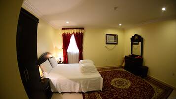 Apartamento, 2 quartos | Cortinas blackout, quartos à prova de som, Wi-Fi de cortesia