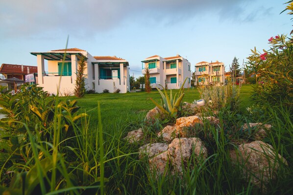 Property grounds - Kyparissia Blue (Trifylia)