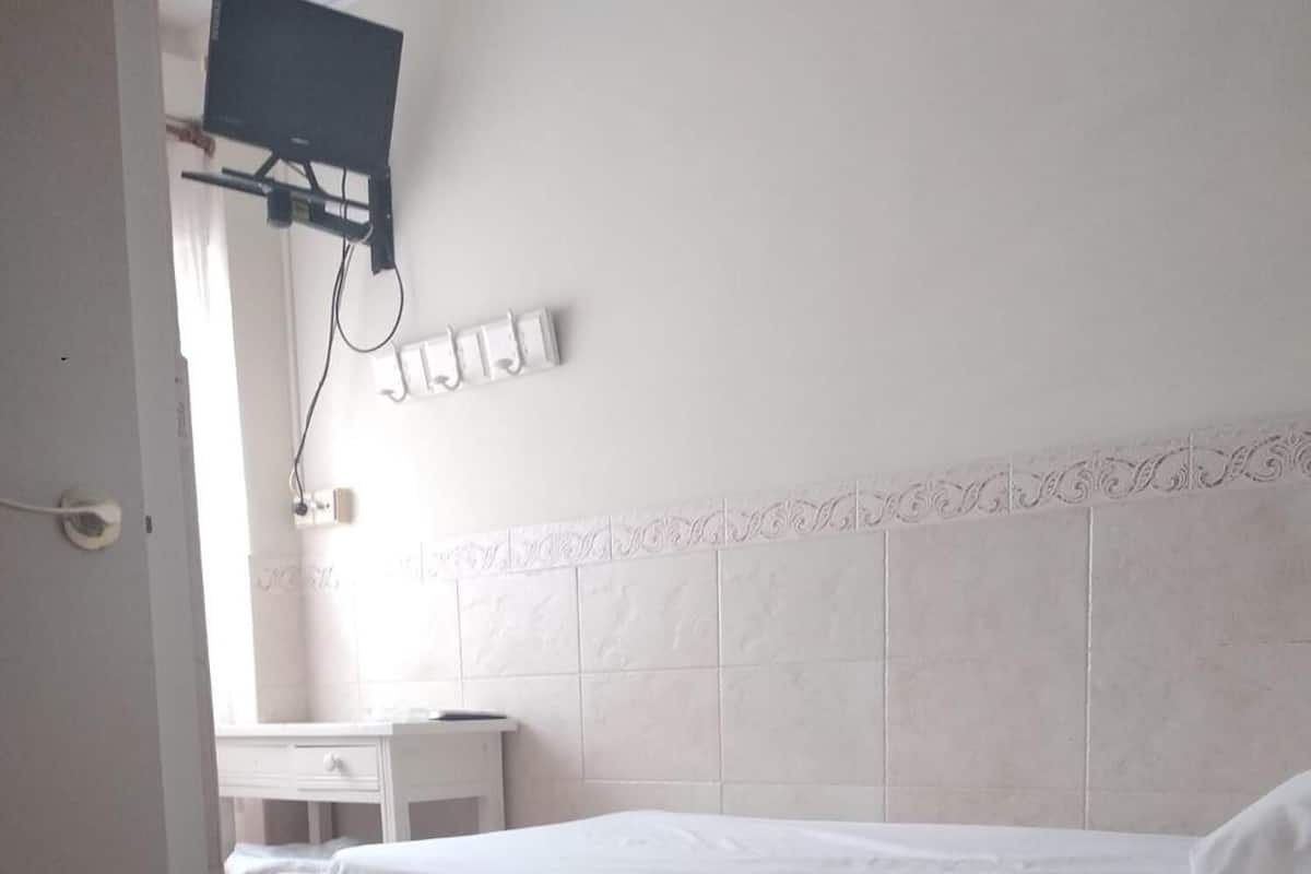 Chambre simple | Coffre-fort, systĂšme dâinsonorisation, accĂšs au Wi-Fi (inclus)