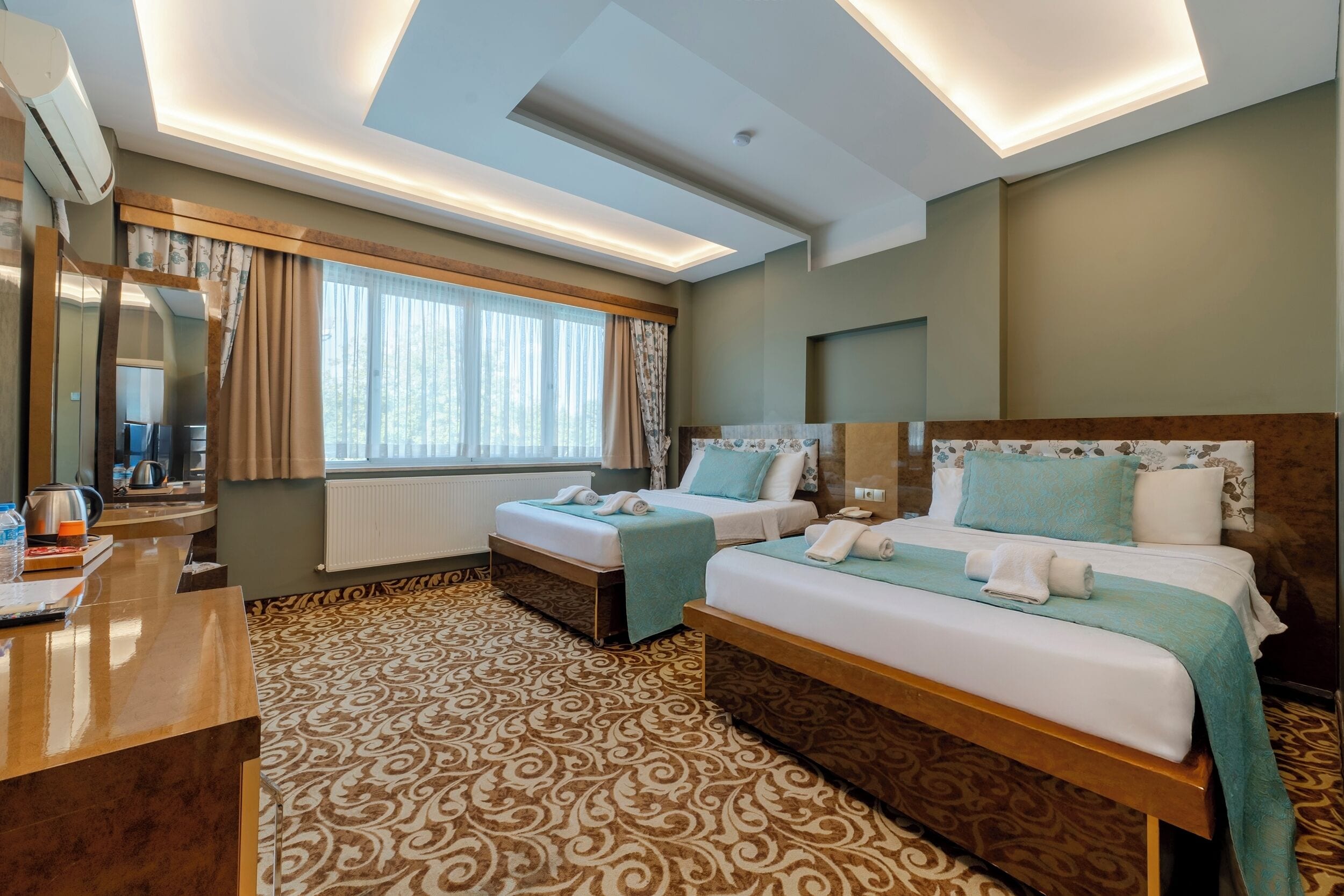 Deluxe Room, Non Smoking | Water view