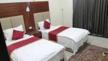 Rideaux occultants, chambres insonorisées, Wi-Fi gratuit, draps fournis