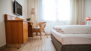 Unclassified image, 3 of 72, button - Hotel Rosenstadt Forst (Forst)