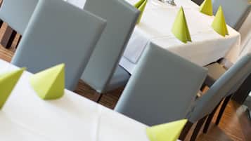 Lunch and dinner served, local cuisine