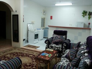 Appartement, 2 chambres | Salle de séjour
