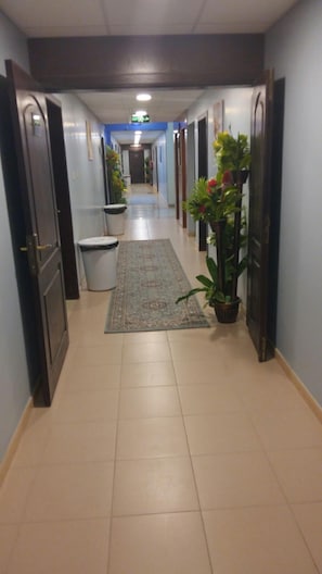 Hallway - Al Eairy Furnished Apartments Al Ahsa 5 (Al-Hofuf)