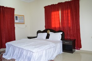Soundproofing, free WiFi - Al Eairy Furnished Apartments Nariyah 1 (Nairyah)