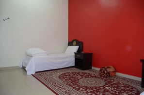 Soundproofing, free WiFi
