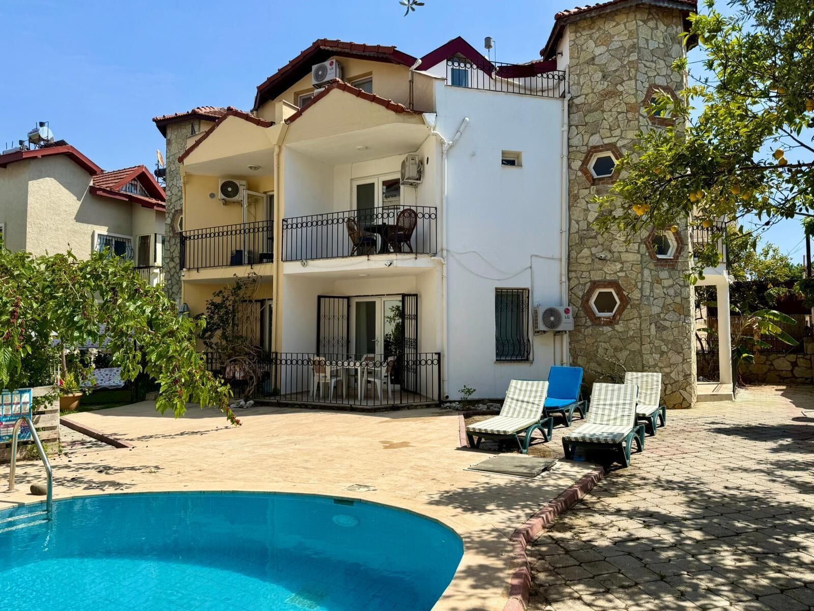 Photo - Dove Apart Hotel
