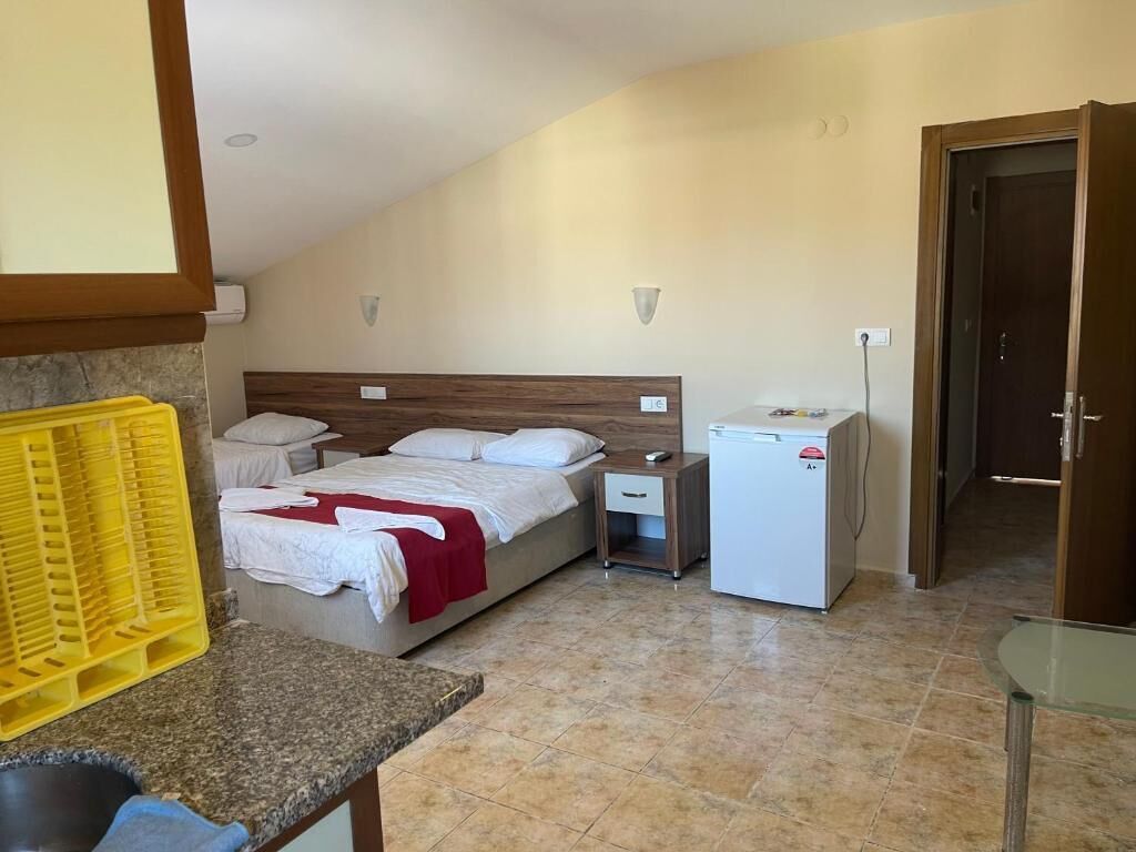 In-room safe, desk, iron/ironing board, free WiFi