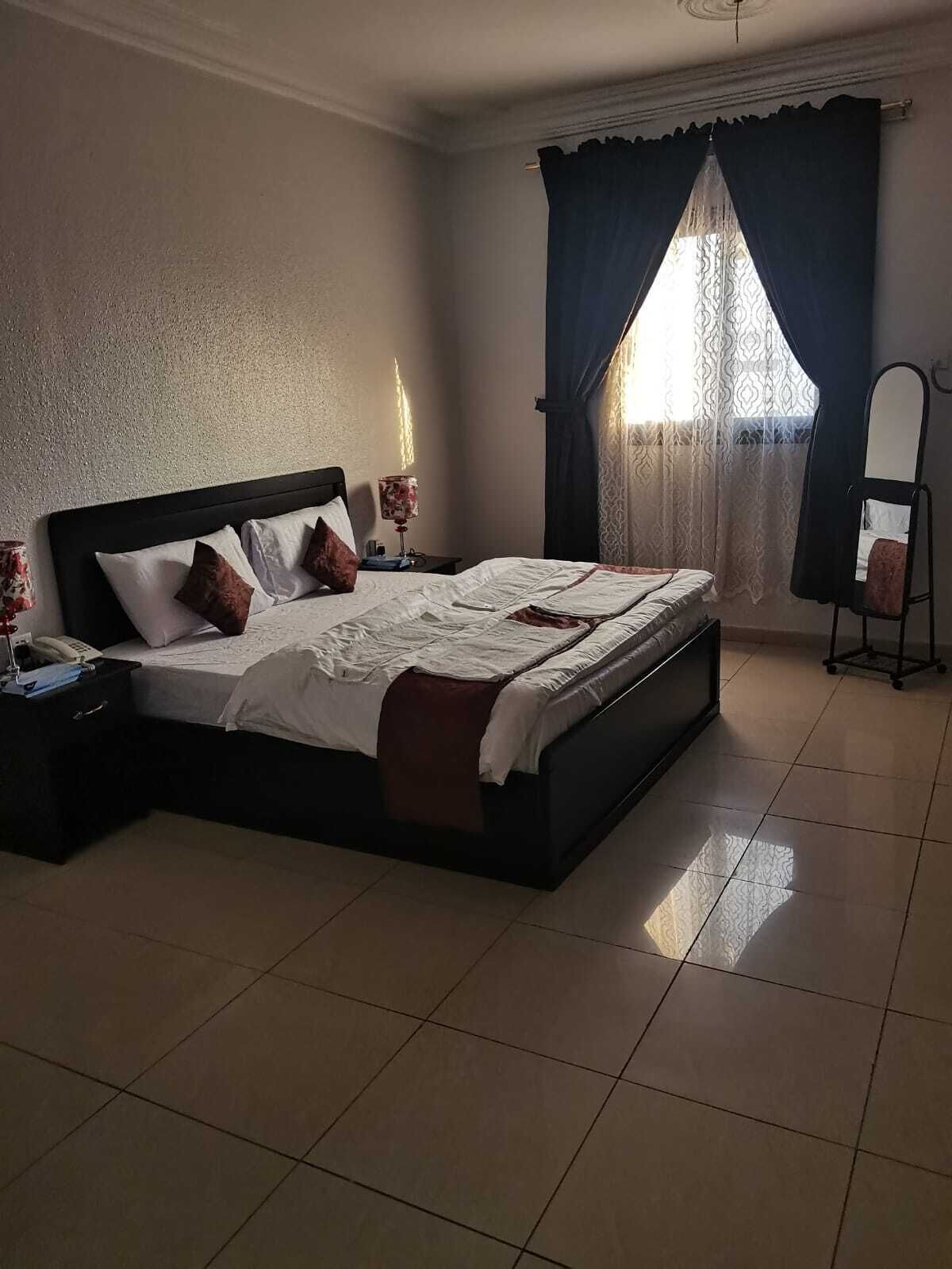 Strykejern/-brett og wi-fi (inkludert)