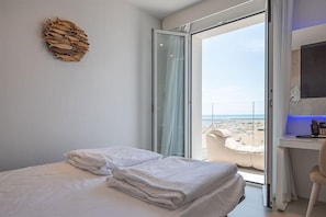 Suite – deluxe, massasjebadekar | Utsikt fra rommet