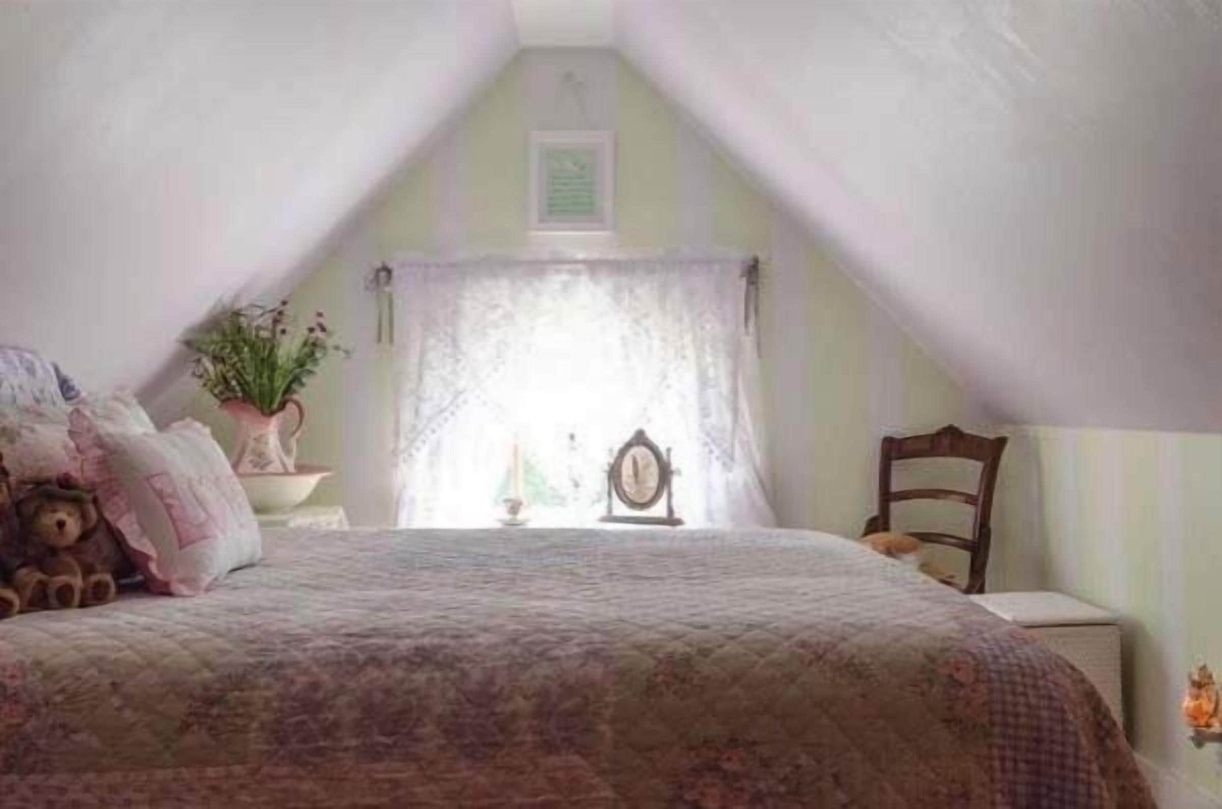 Suite familiale | Literie de qualité, décor unique, ameublement unique, bureau