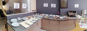 Petit-déjeuner buffet compris tous les jours