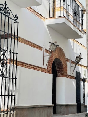 Property entrance - Hotel Boutique Palacete del Corregidor (Almunecar)