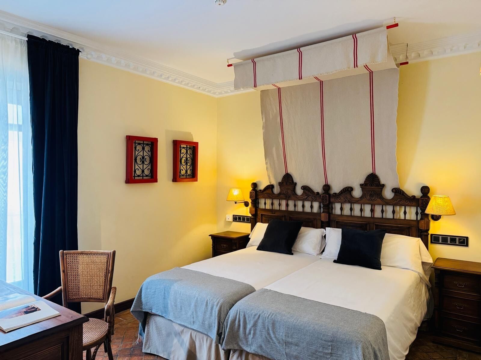 Deluxe Double Room | Minibar, in-room safe, desk, laptop workspace