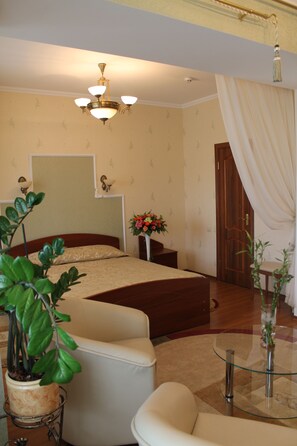 開放式客房 | 客房內保險箱、書桌、免費搖籃/嬰兒床、免費無線上網