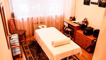 Sauna, body treatments, body wraps, body scrubs, massage/treatment rooms