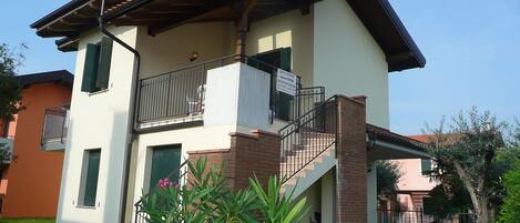 Facciata della struttura