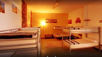 Dortoir Partagé, salle de bains commune | 1 chambre, Wi-Fi gratuit, draps fournis
